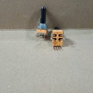 9026 potensio potentiometer mixer 4p 4pin 4kaki 4 pin kaki b103 b10k 10k