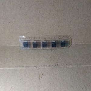 7907 dioda diode tvs smd tempel smbj70a smbj70 70a 70v mark np