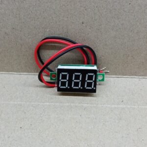 8526 voltmeter volmeter volt meter dc digital kecil panel 4.5v 12v 24v 30v