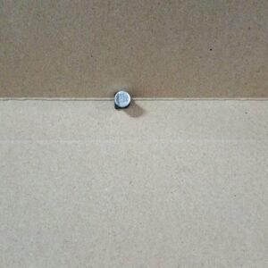 8943 kapasitor elco smd 330uf 330 uf 6.3v 6,3v 6v3 6.3 6,3 volt jza