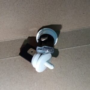 9693 Saklar Push Off Tombol Lampu Kulkas Switch 2 pin 2pin Ditekan Lampu Mati diameter 23mm tinggi 41mm